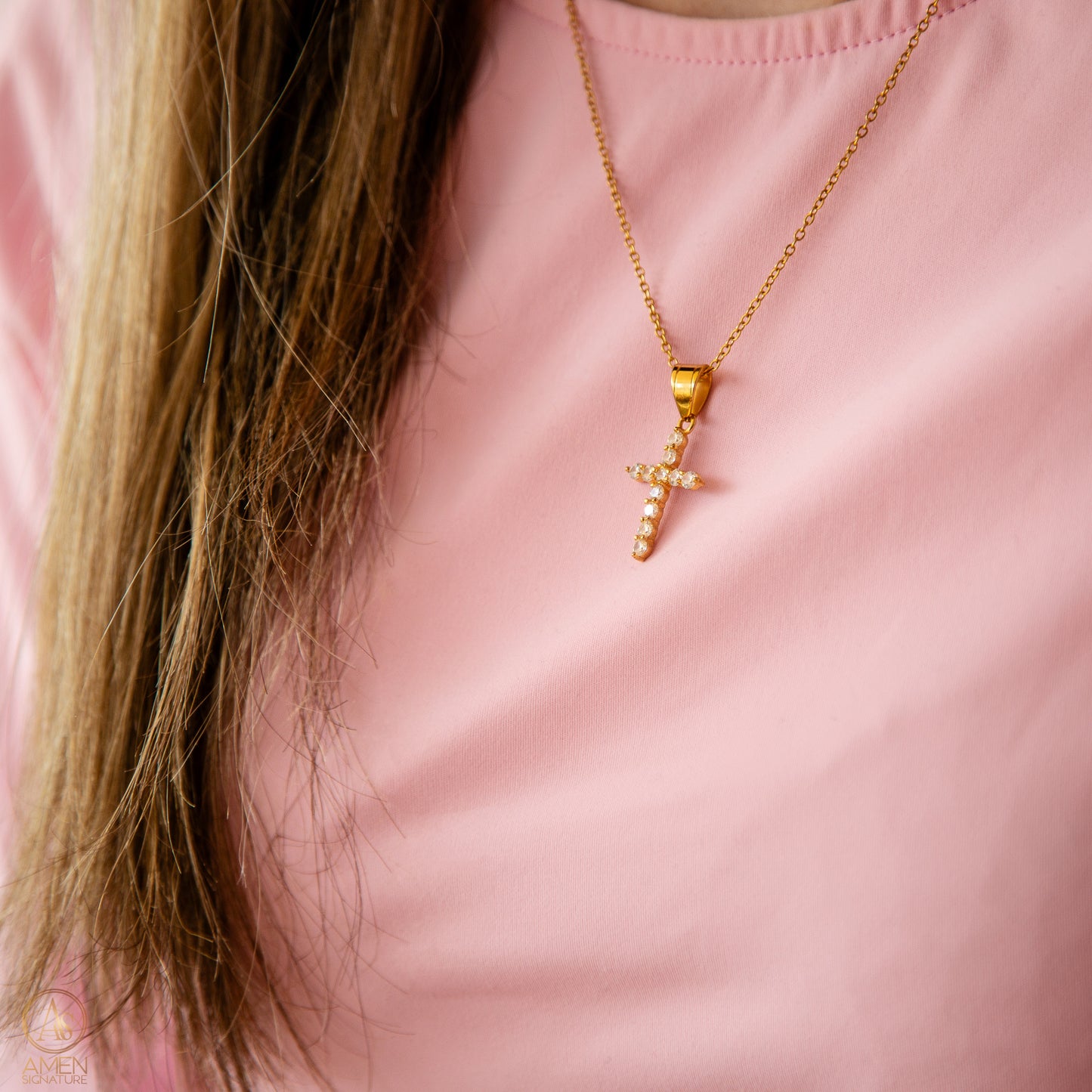 Chaîne croix chrétienne fine - Acier inoxydable or 18k – Zircone cubique